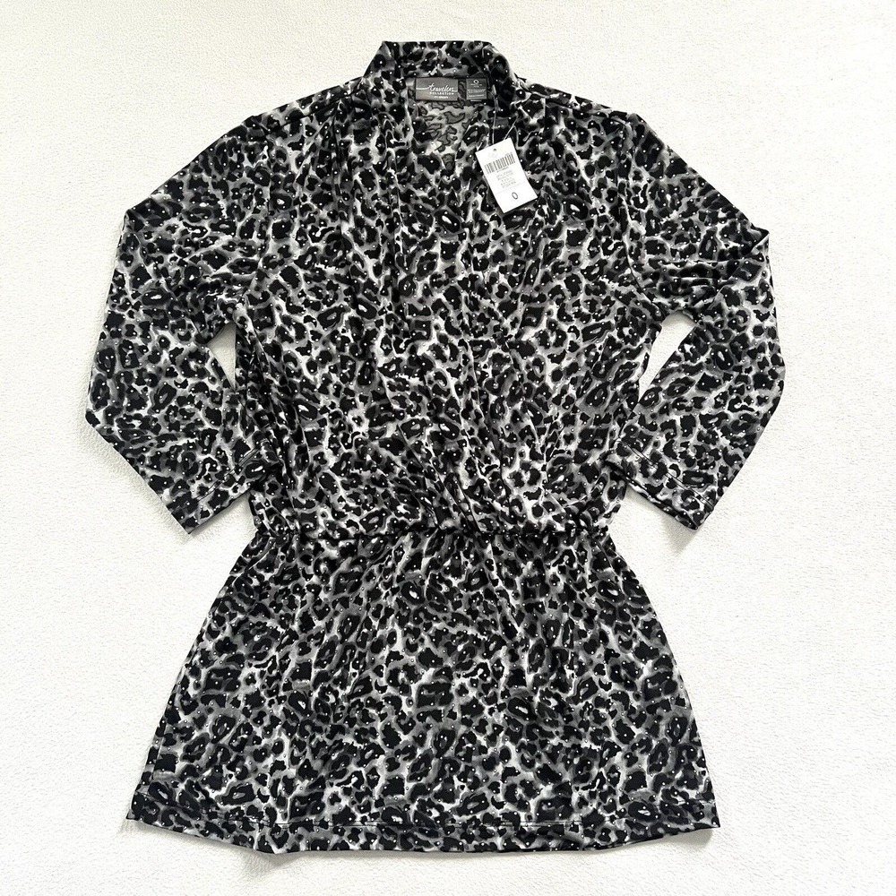 NWT Travelers Chicos Black White Snow Leopard Print Brooklyn Top 3/4 Sleeve 0 S